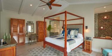 suite, Serenity at Coconut Bay